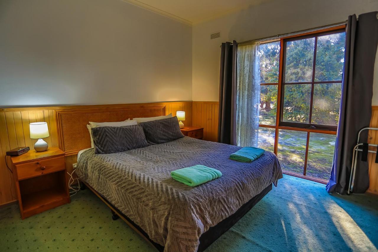 Mountain View Motor Inn & Holiday Lodges Halls Gap Ngoại thất bức ảnh