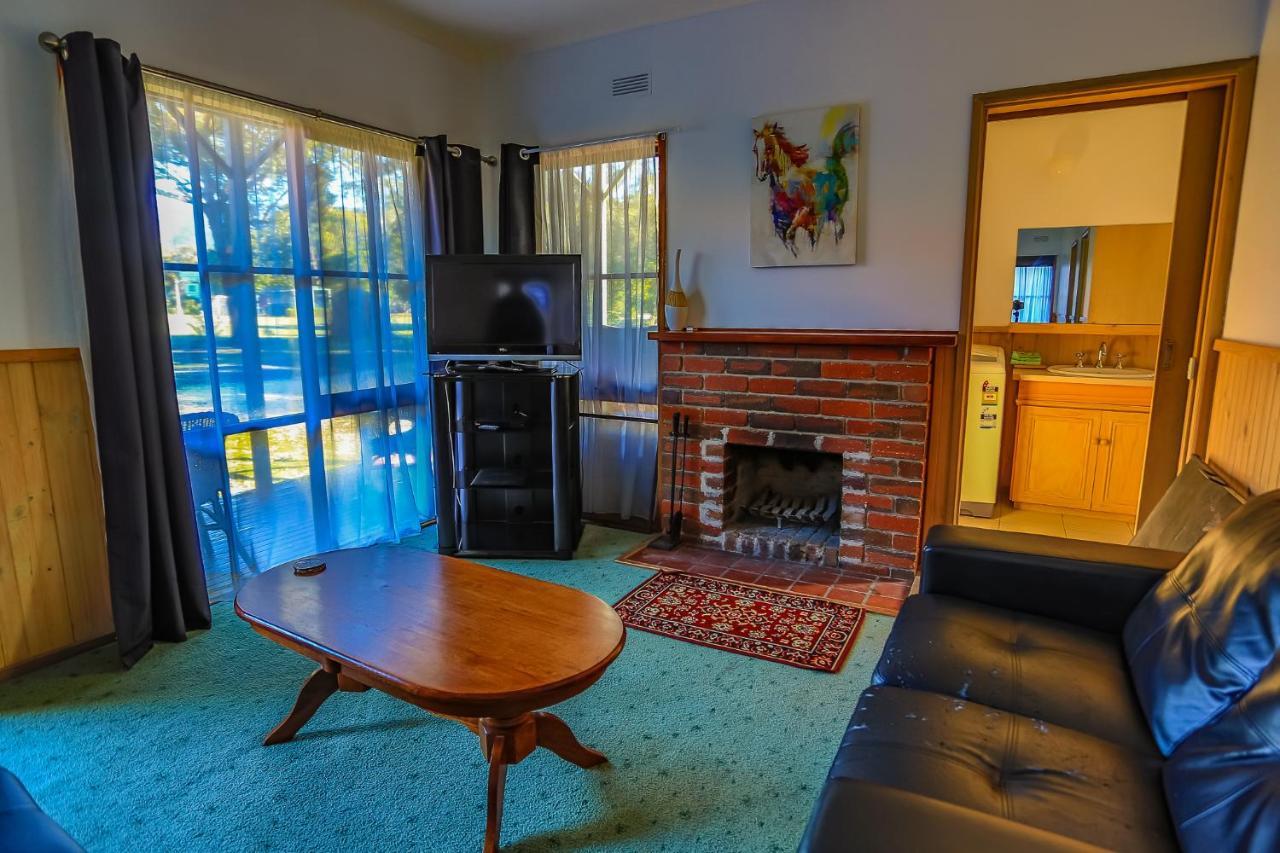 Mountain View Motor Inn & Holiday Lodges Halls Gap Ngoại thất bức ảnh