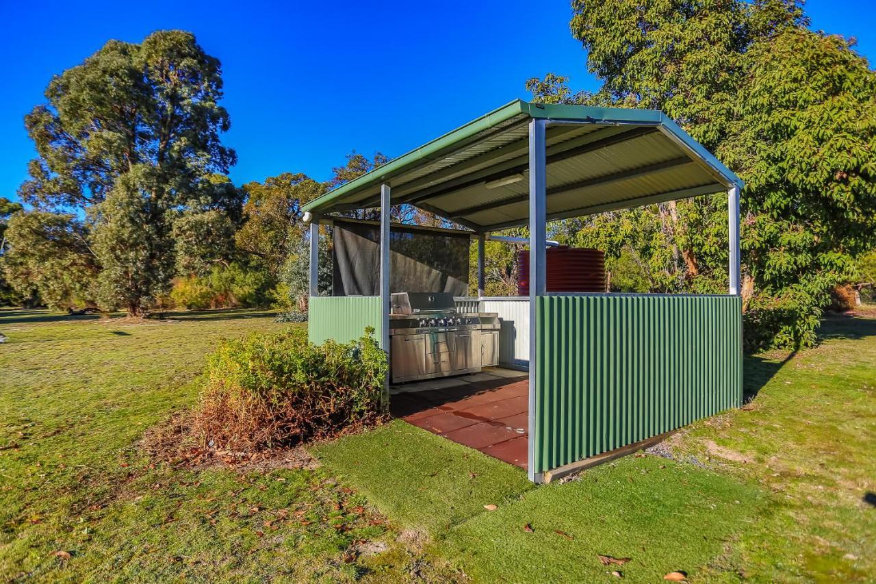 Mountain View Motor Inn & Holiday Lodges Halls Gap Ngoại thất bức ảnh