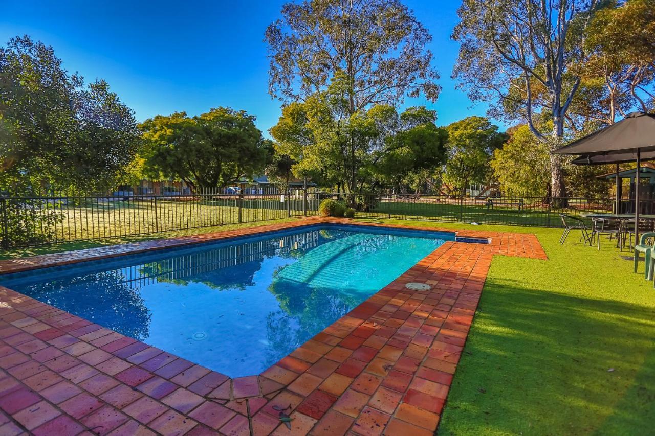 Mountain View Motor Inn & Holiday Lodges Halls Gap Ngoại thất bức ảnh